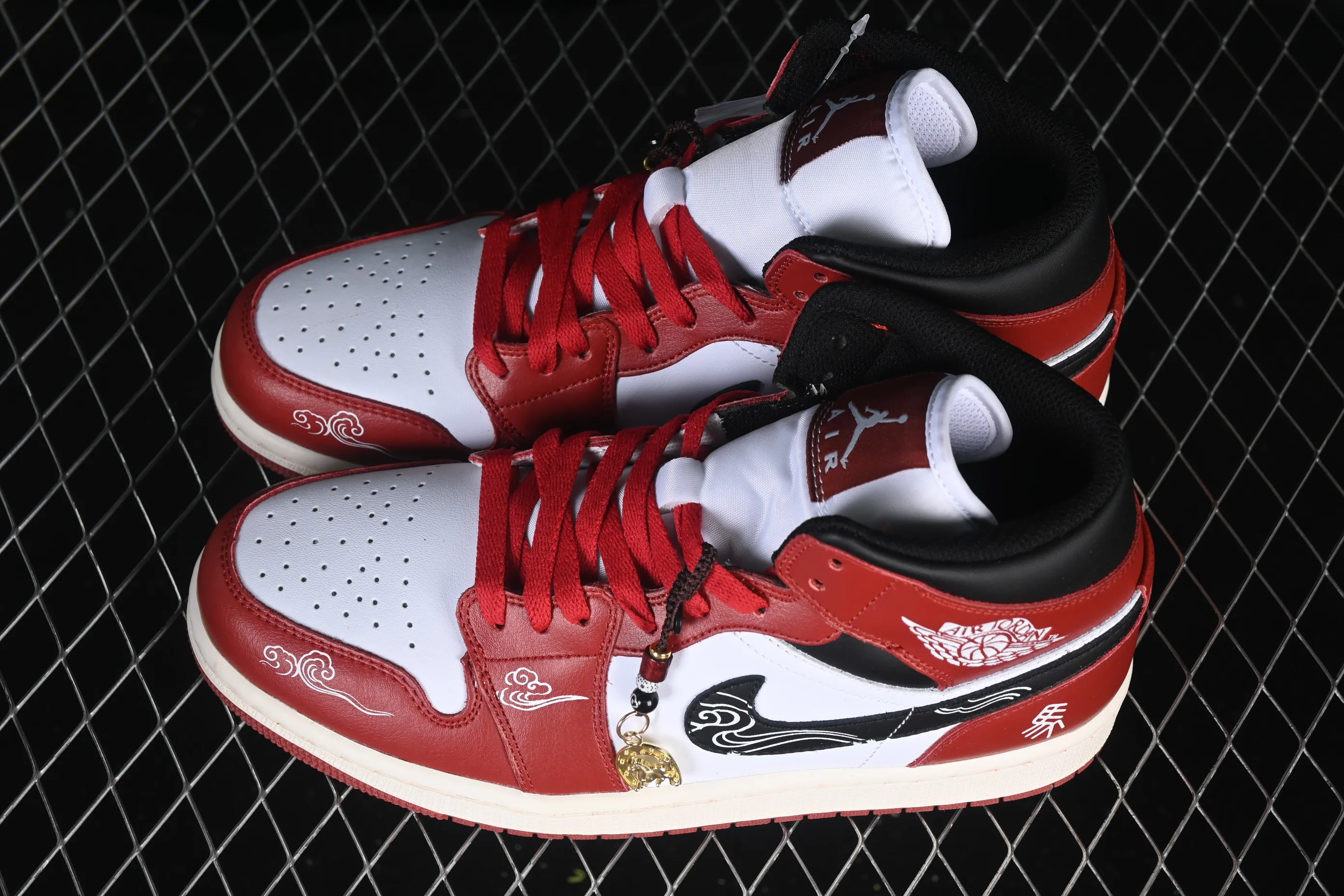All Categories Air Jordan Jordan Series Basketball Shoes Air Jordan 1 Mid Air Jordan 1 Mid AJ1 Joe 1 Year of the Horse Limited Chinese Cultural Leisure Sneakers DQ8426-105